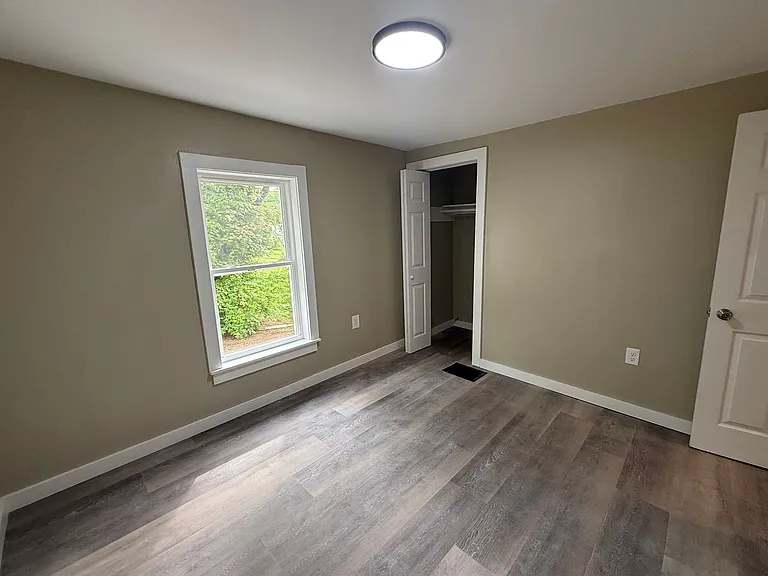 186 West Bow St — Photo 8