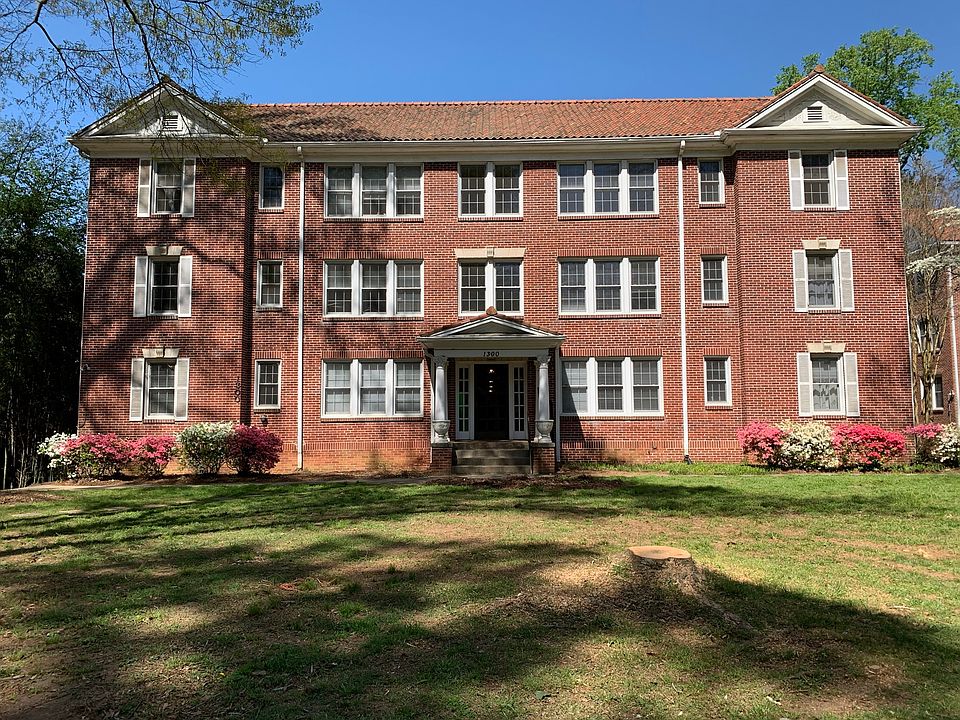 1300 Briarcliff Road!