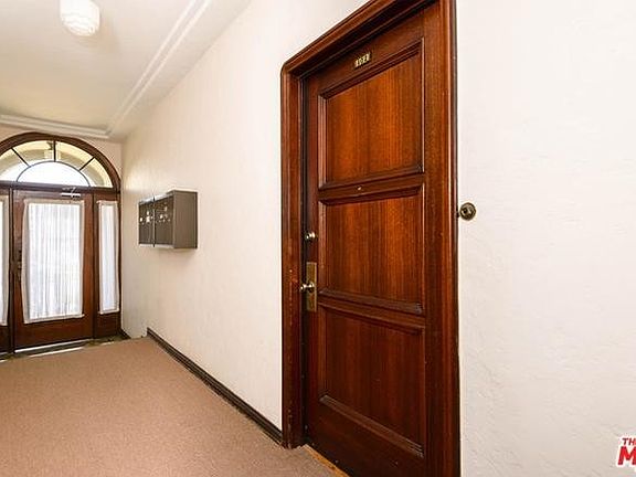 5th image of 865 S Shenandoah St APT 204