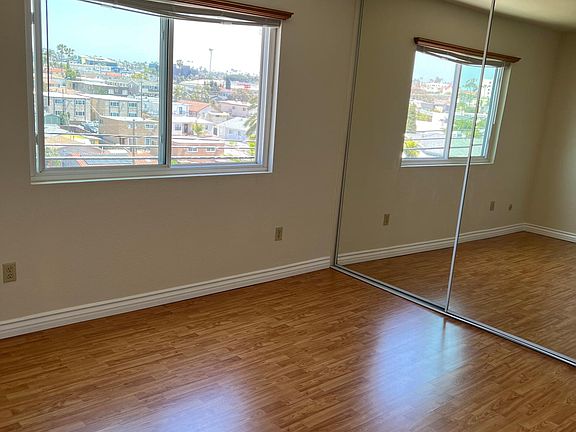 4th image of 4009 Georgia St #2G