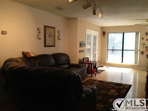 5th image of 10311 Grenadier Way