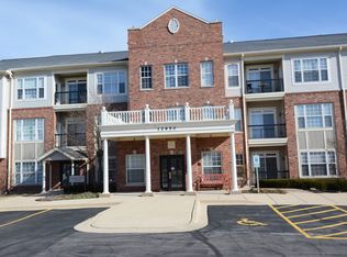 12950 Meadow View Ct UNIT 207, Huntley, IL 60142
