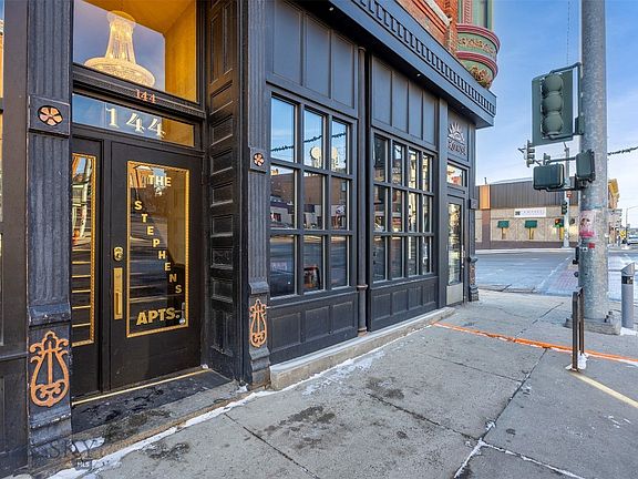 5th image of 140 W Park St