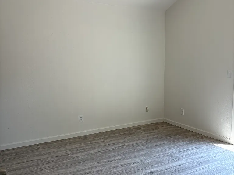 28260 Posey Ave — Photo 12