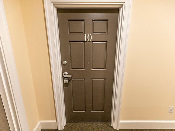 5th image of 1001 Market St E APT 10