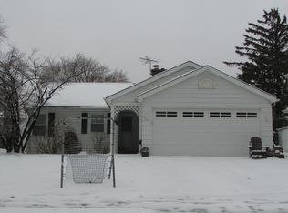 218 S Walnut Ave, Arlington Heights, IL 60005