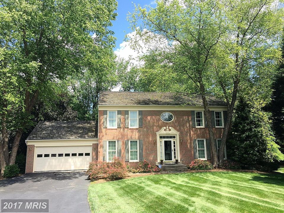 1st image of 6003 Stallion Chase Ct