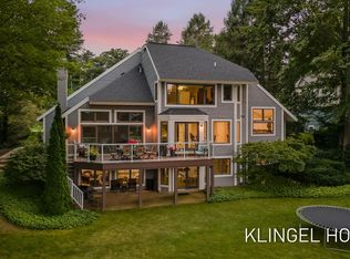 16107 Baird Ct, Spring Lake, MI 49456