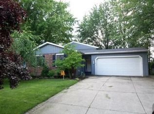 4590 Pine Ridge Dr, Stow, OH 44224