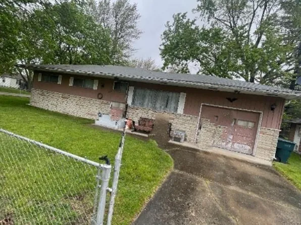 708 W Berkley Ave, Muncie, IN 47304