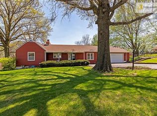 8033 Richland Ave, Kansas City, KS 66111