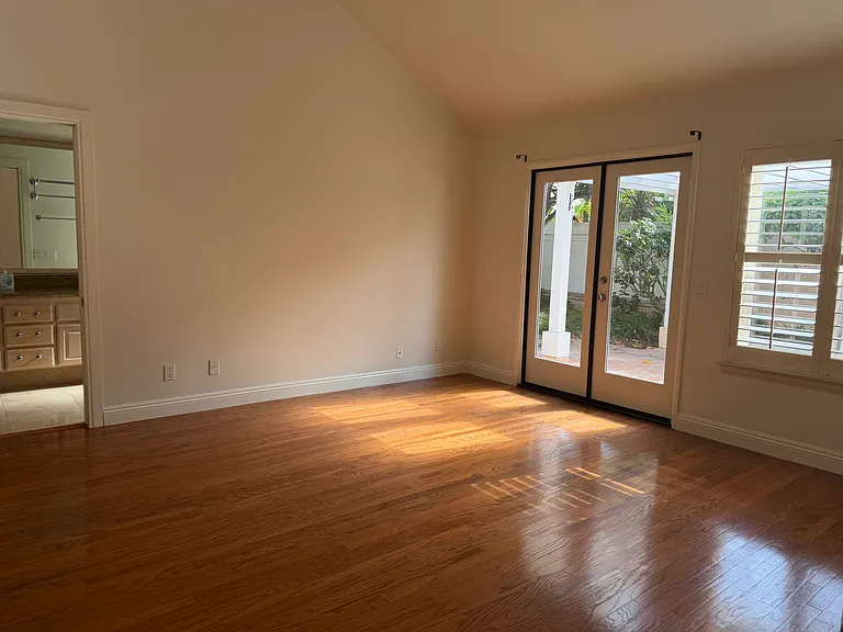 48 Mardi Gras Ct — Photo 7
