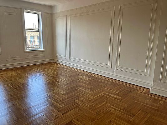 2nd image of 261 Seaman Ave APT F1