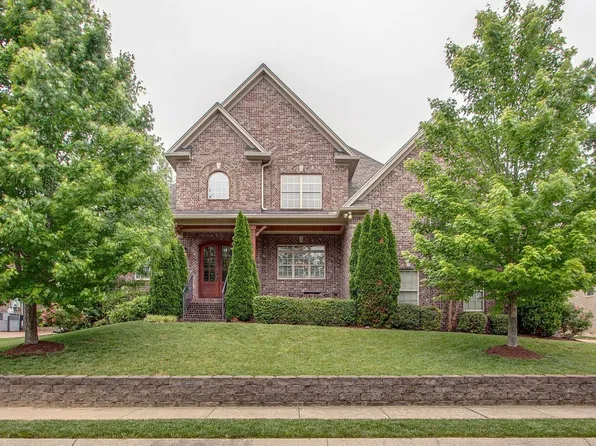 1039 Alice Springs Cir, Spring Hill, TN 37174