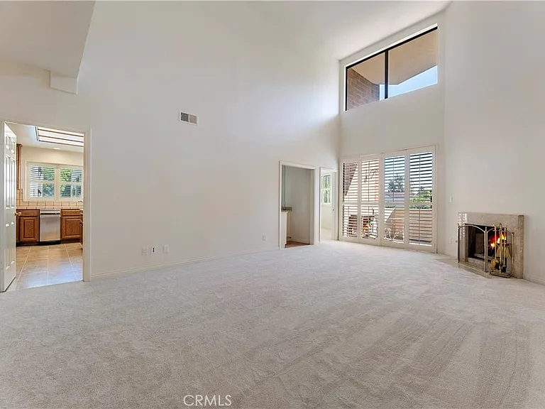 1567 Westholme Ave #4A — Photo 2