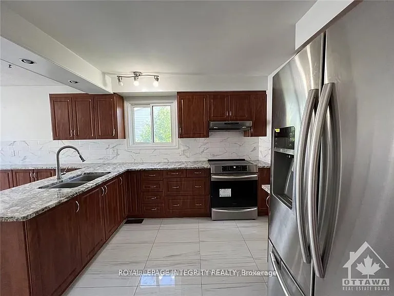61 Elvaston Ave — Photo 4