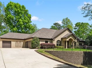 16033 Carmel Bay Dr, Northport, AL 35475