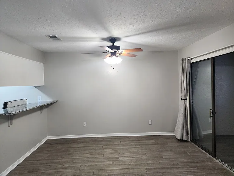 6568 Harbour Blvd — Photo 12