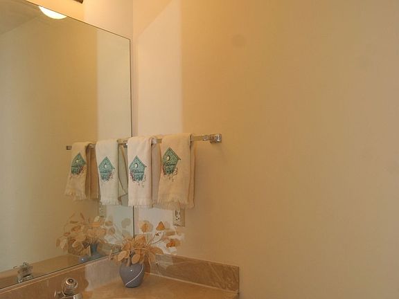 2nd image of 2 Campbell Ct