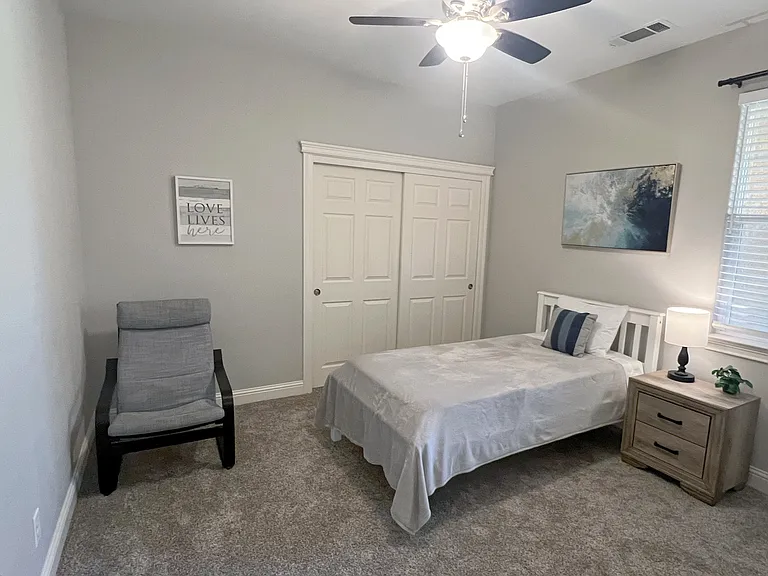 580 Grants Pass Pl — Photo 31