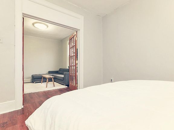 3rd image of 217 Lexington Ave #1