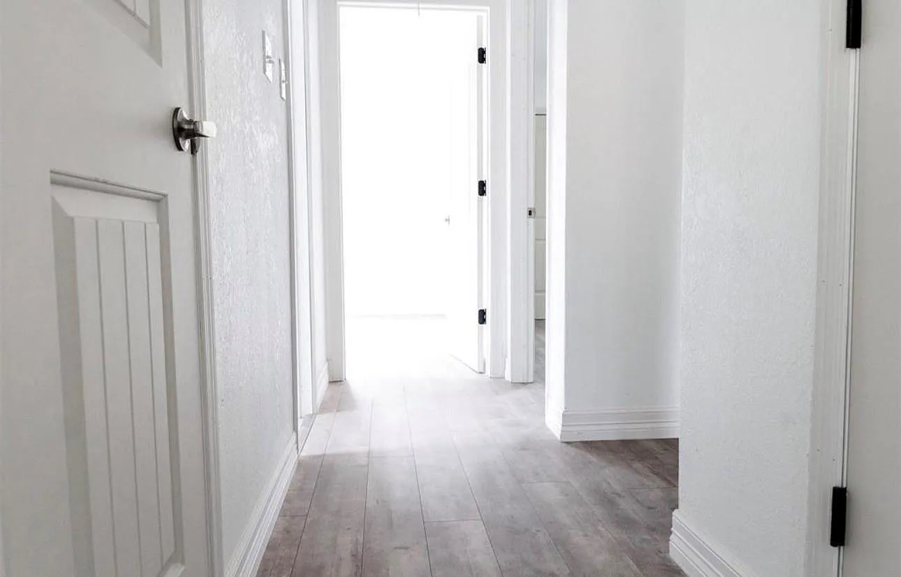 3 bed, 1.5 bath, 1103 sqft, $1,650 — Photo 3