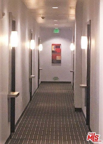 2nd image of 630 W 6th St APT 507