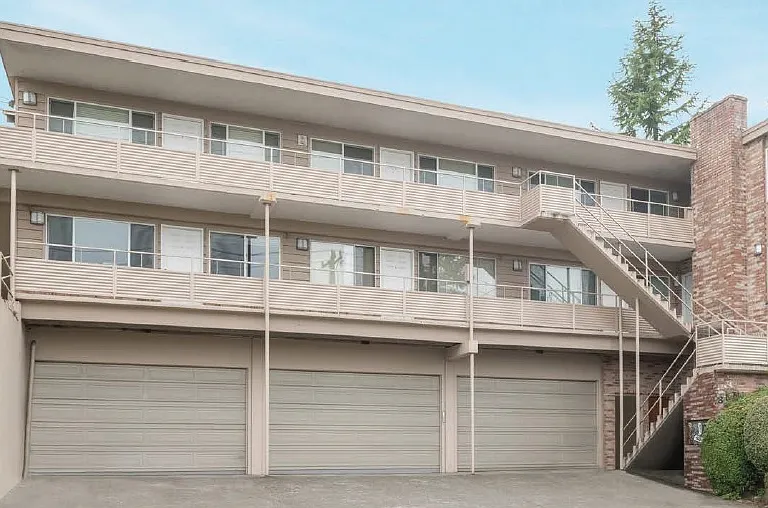 855 W Nickerson St #3 — Photo 9