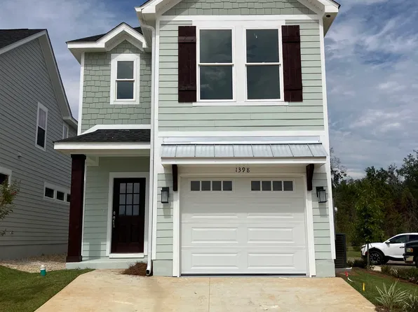 1398 Landon Hills Dr, Tallahassee, FL 32312