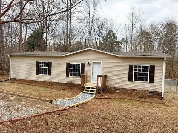10425 Park Springs Rd, Ruffin, NC 27326