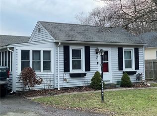 7 Harcourt Ave, South Kingstown, RI 02879