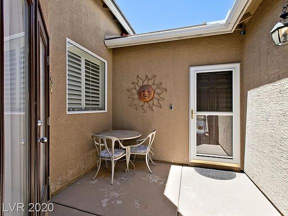 3rd image of 4913 White Jade St