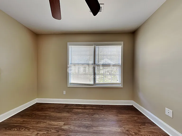 10900 Parkgate Ln — Photo 15