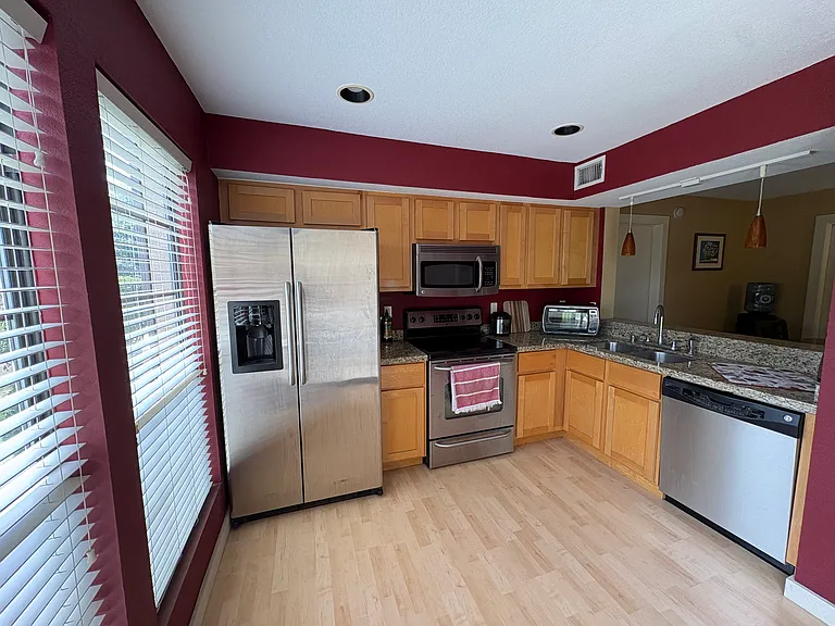 4777 Cedar Springs Rd #6E — Photo 8