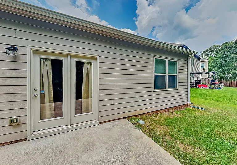 2099 Apple Orchard Way — Photo 16