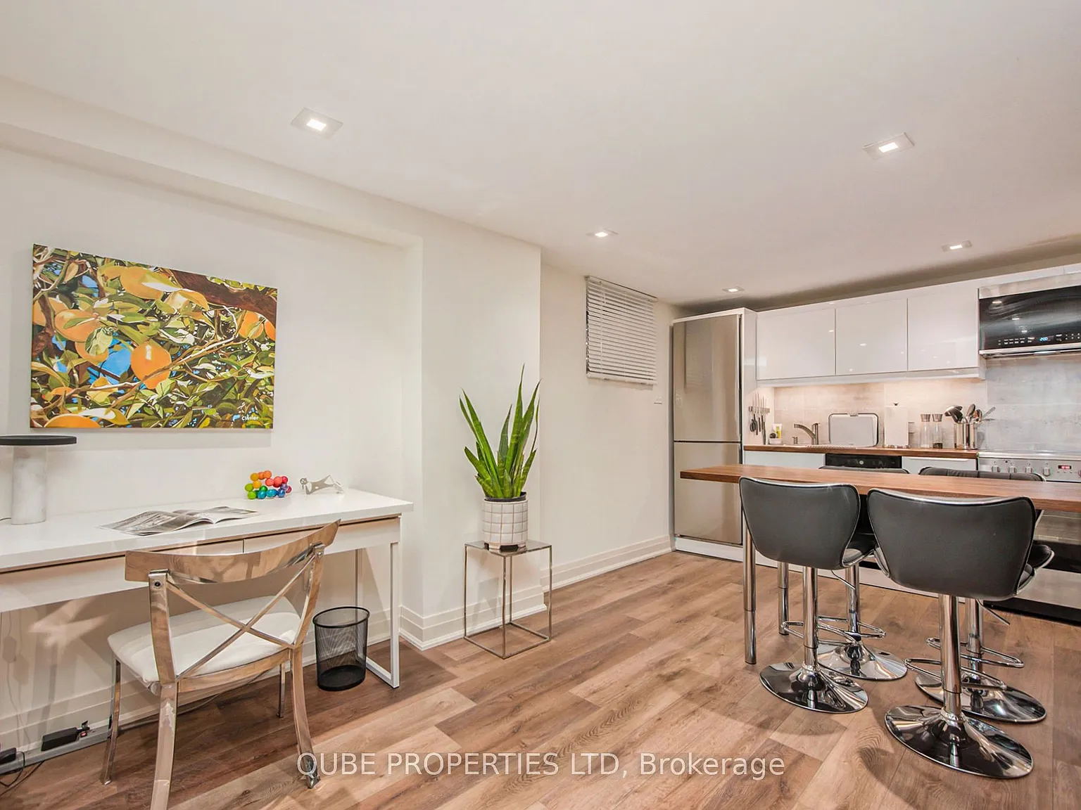 1 bed, $2,400 — Photo 4