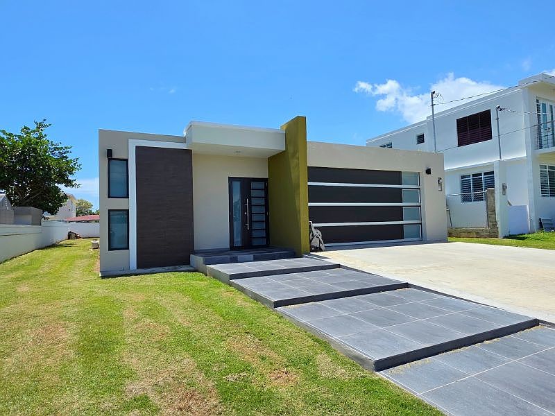 1st image of Carr 110 Km 30.4 Int Urb Villa Aurelia Calle Roba