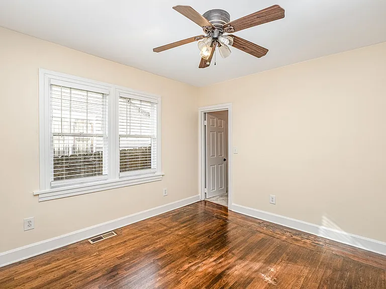 1337 Meridian St — Photo 10