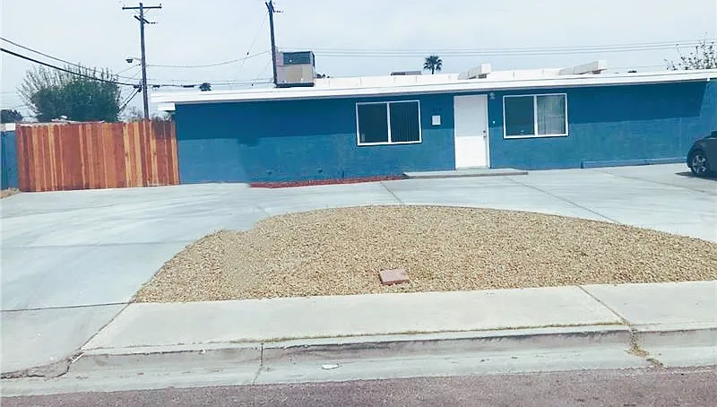 1518 El Segundo Ave