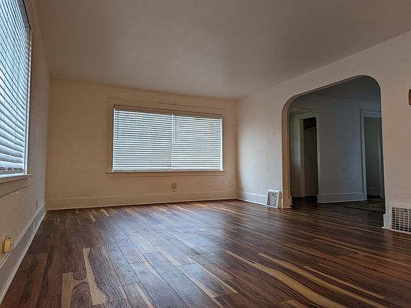5th image of 1312 Park Ave
