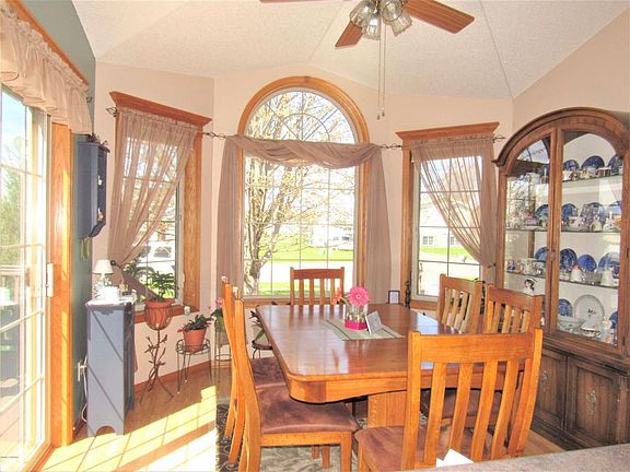5th image of 1314 Heritage Dr