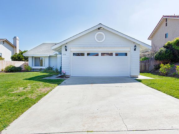 3rd image of 1336 Knoll Dr