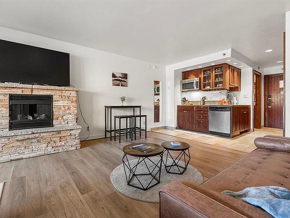 3rd image of 314 N Tamarron Drive #418
