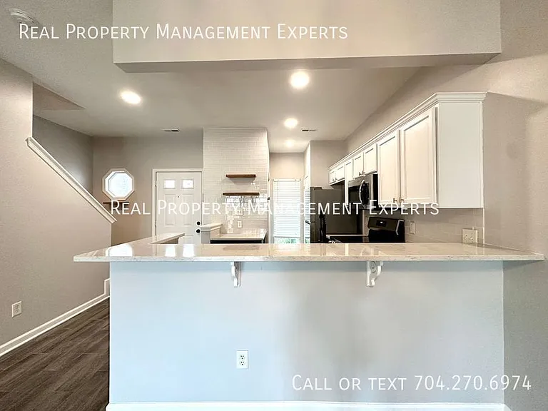 1318 Anthem Ct — Photo 7