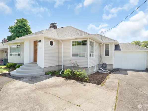 2317 Ocean Beach Highway, Longview, WA 98632