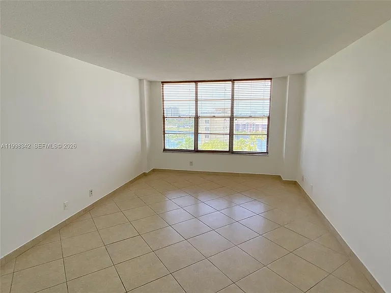 3800 S Ocean Dr #611 — Photo 7