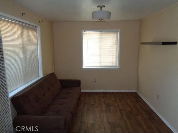 4th image of 34081 Avenue E