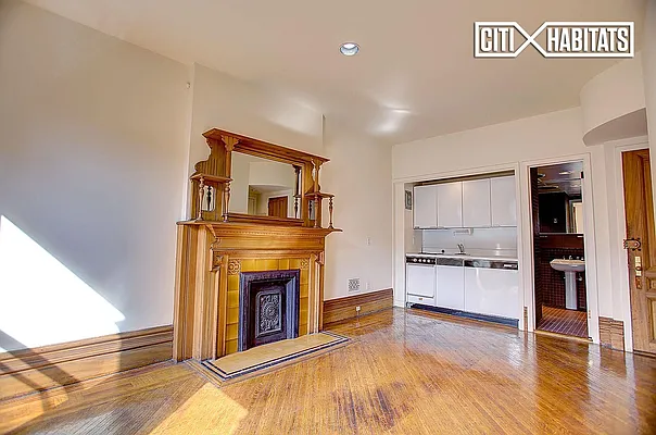 Rented by Citi Habitats | media 15