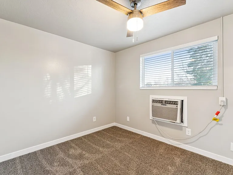 2-WEEKS FREE | North River Apartments — Photo 24