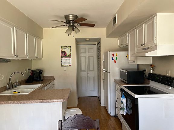 5th image of 617 Shaw Ct #617